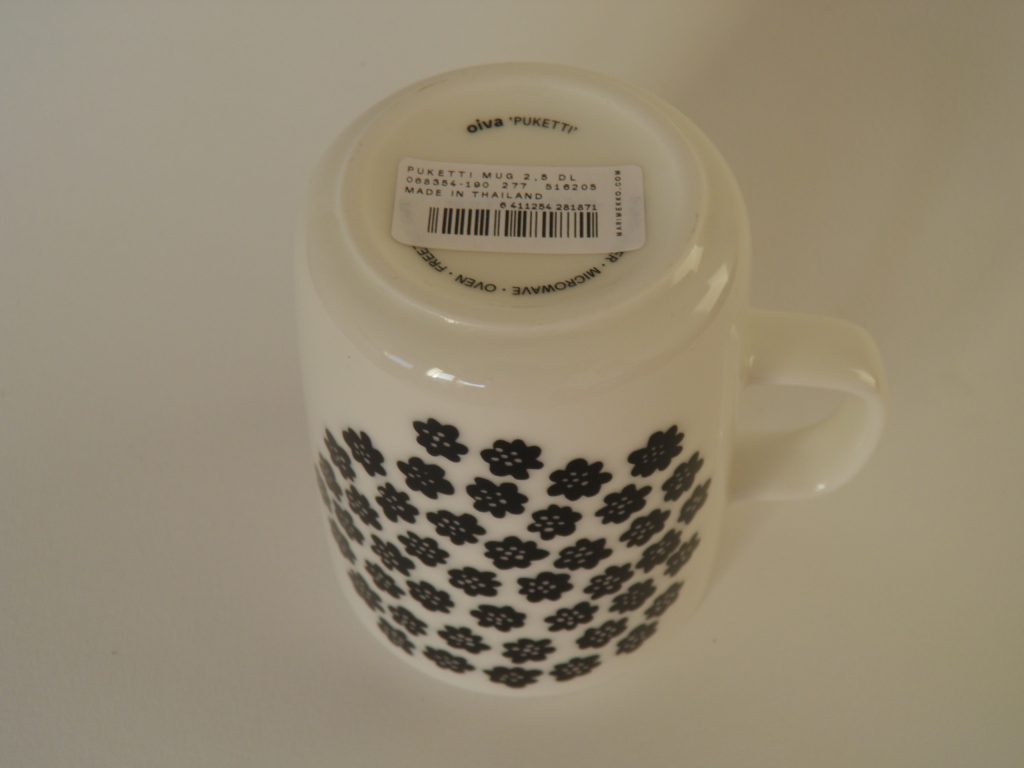 Puketti muki mustat kukat Marimekko - Image 4