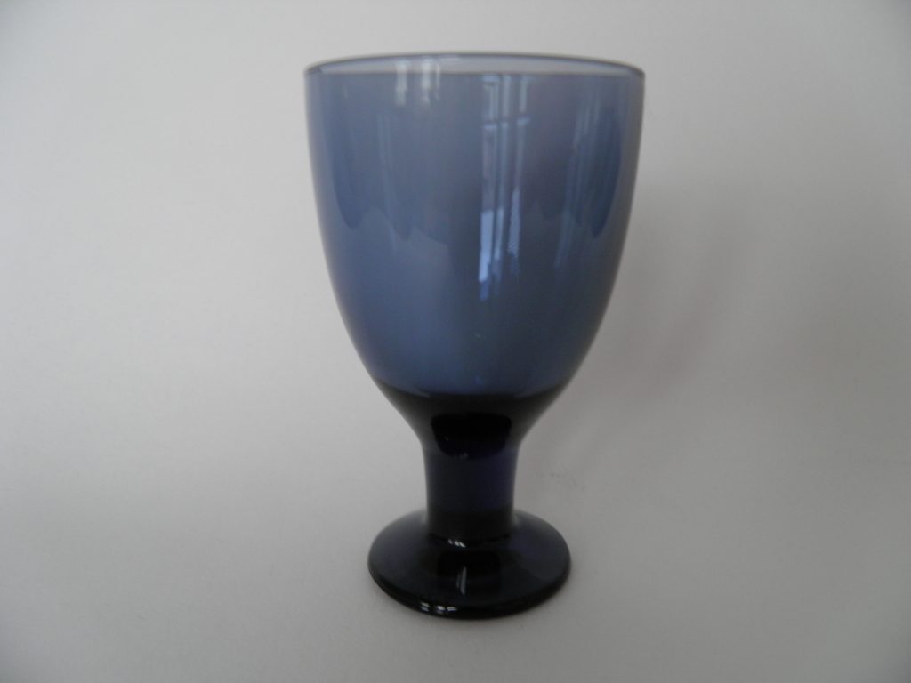 Verna -viinilasi mustikansininen Iittala MYYTY