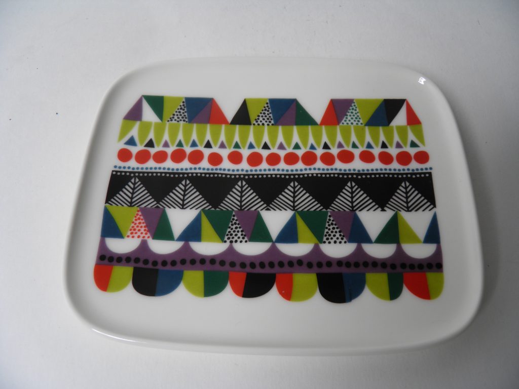 Kukkuluuruu lautanen Marimekko MYYTY