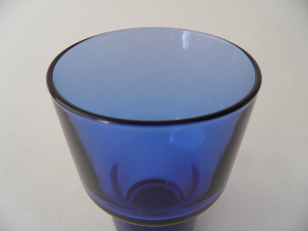 Ote viinilasi ultramariini Iittala MYYTY - Image 2