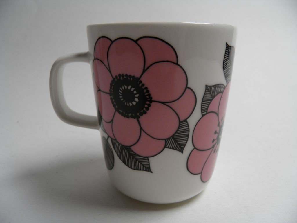 Kestit muki vaaleanpunainen Marimekko MYYTY