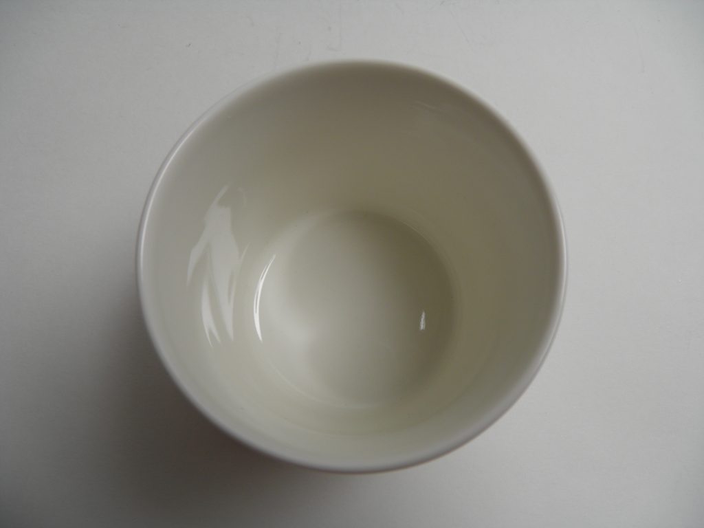 Puketti kuppi beige Marimekko MYYTY - Image 3