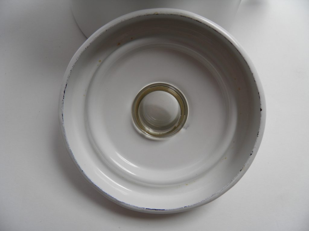 Pehtoori pannu 2 l valkoinen MYYTY - Image 8