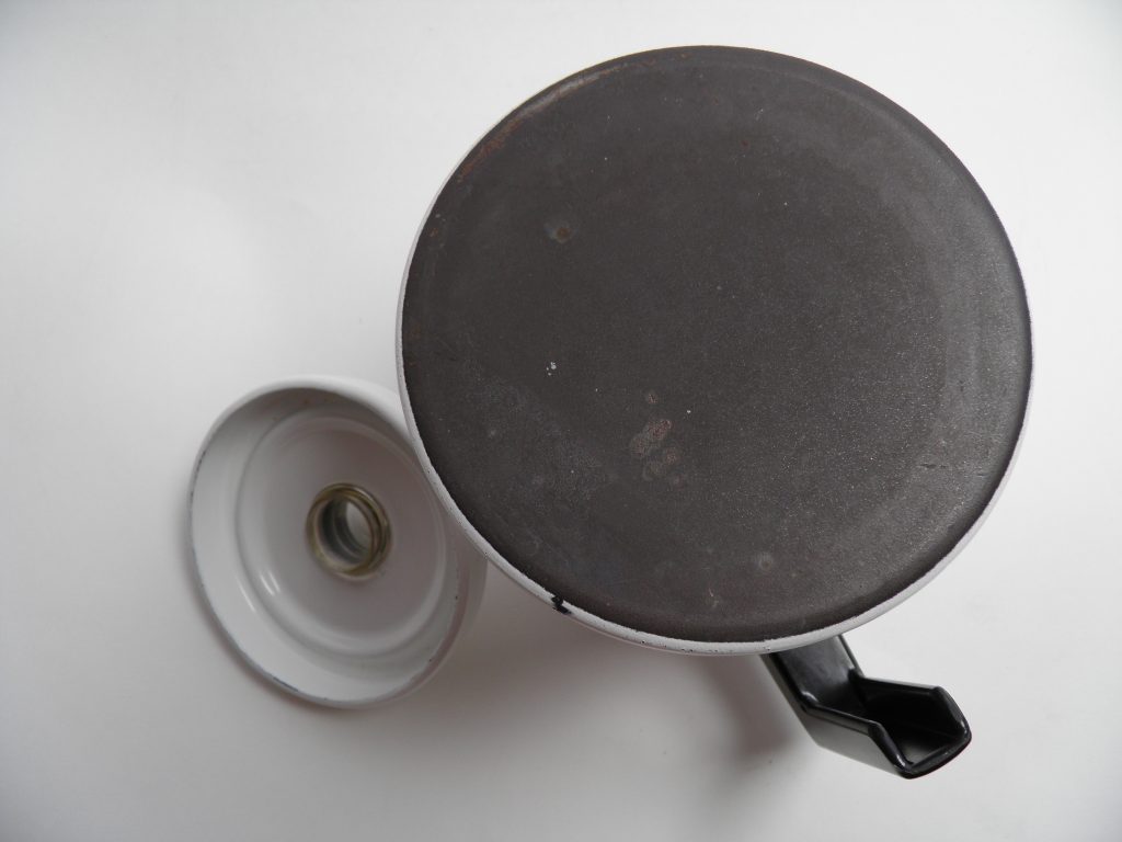 Pehtoori pannu 2 l valkoinen MYYTY - Image 9