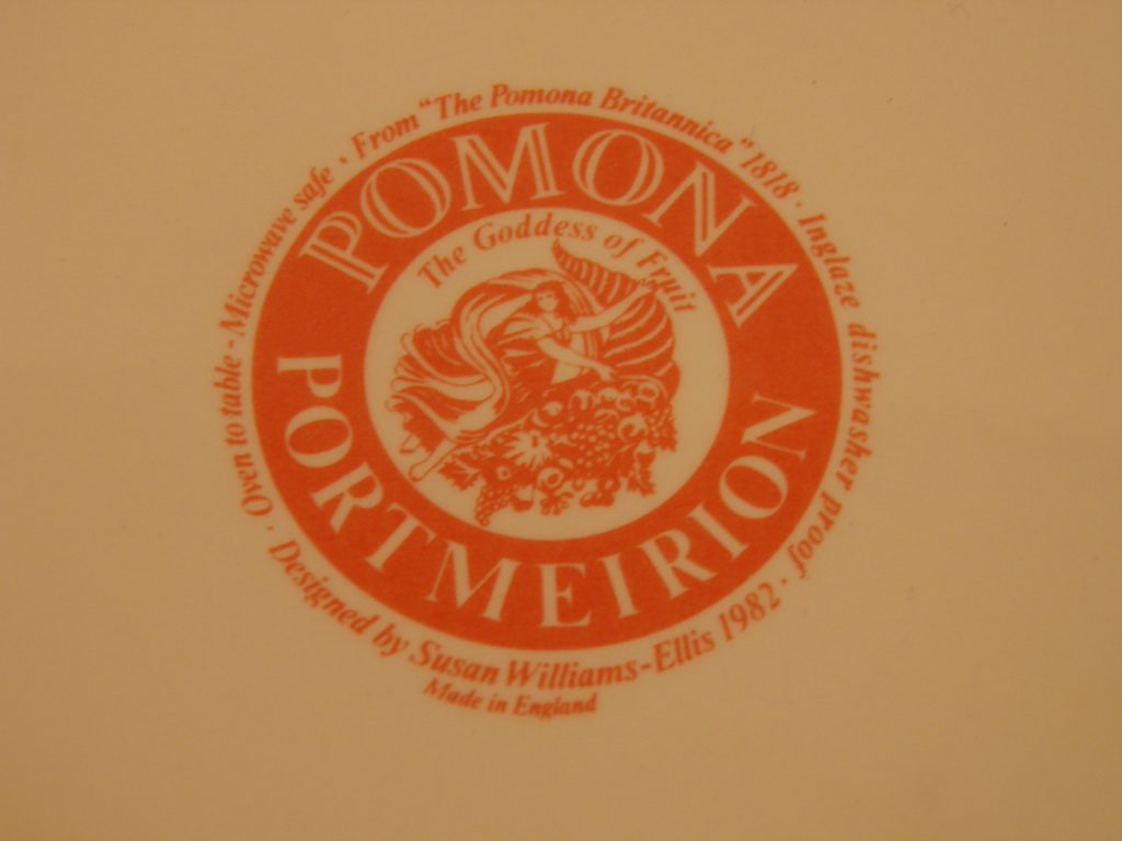 Pomona Portmeirion lautanen 22 cm Luumu MYYTY - Image 3