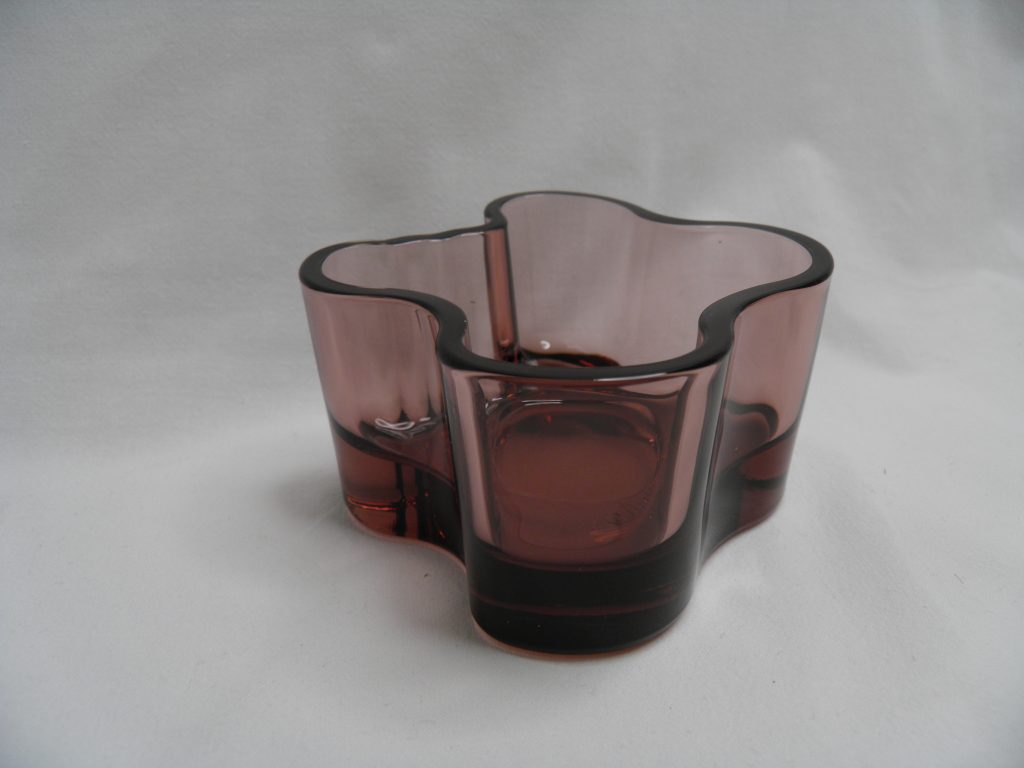 Aalto kynttilälyhty purppura MYYTY