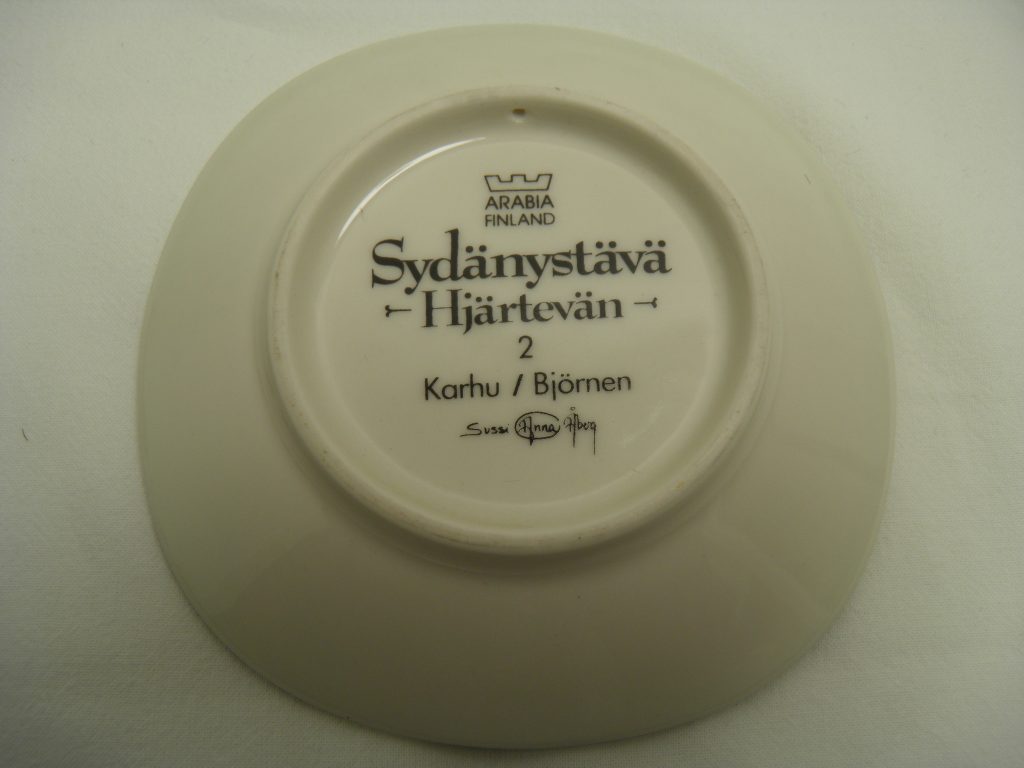 Sydänystävä seinälautanen no 2 Karhu - Image 2