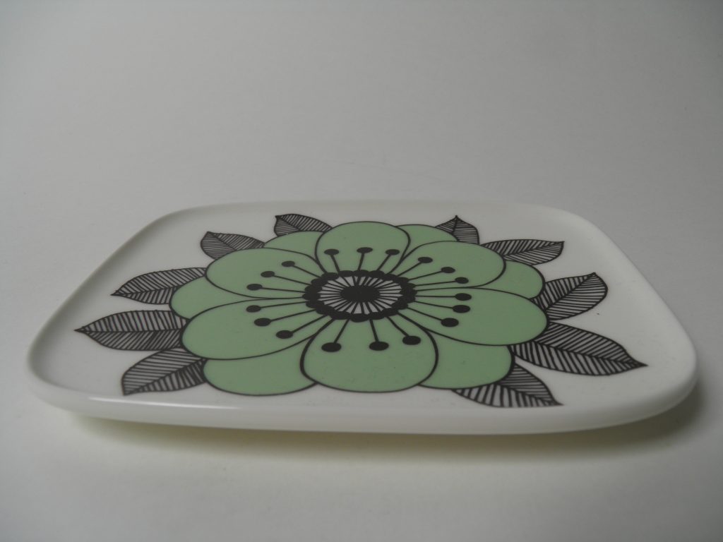 Kestit lautanen vihreä Marimekko MYYTY - Image 2