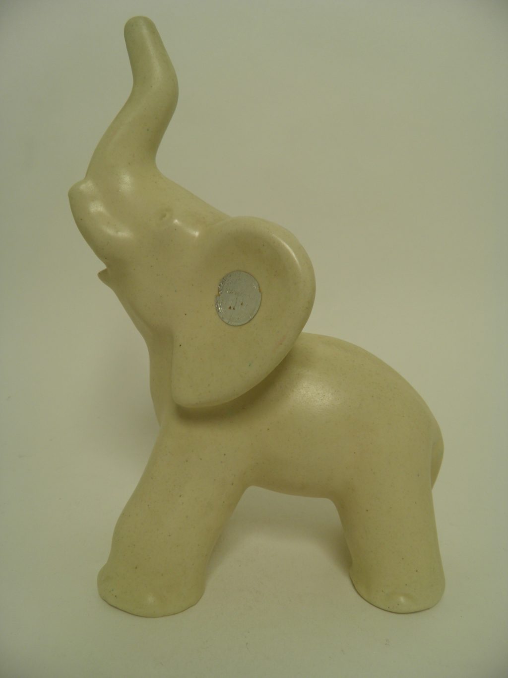 Elephant Kupittaaan clay SOLD