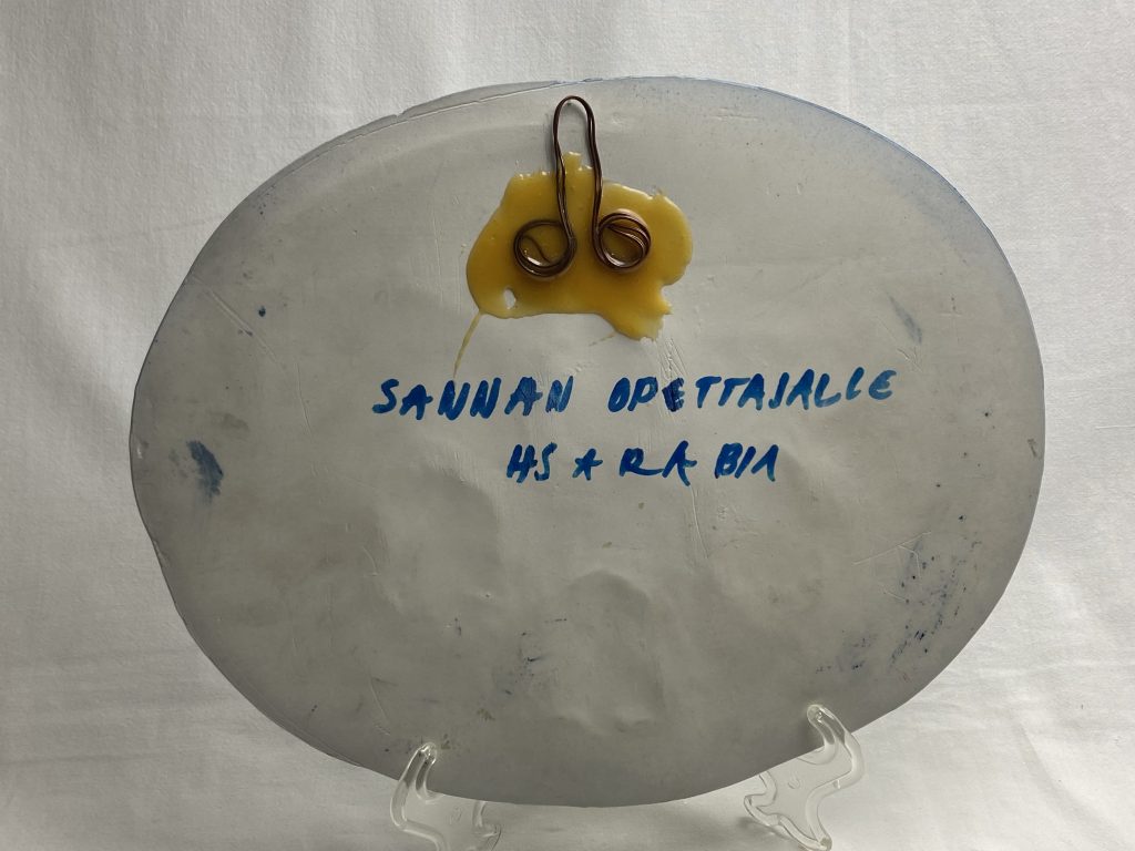 Seinälautanen uniikki Heljä Liukko-Sundström - Kuva 3