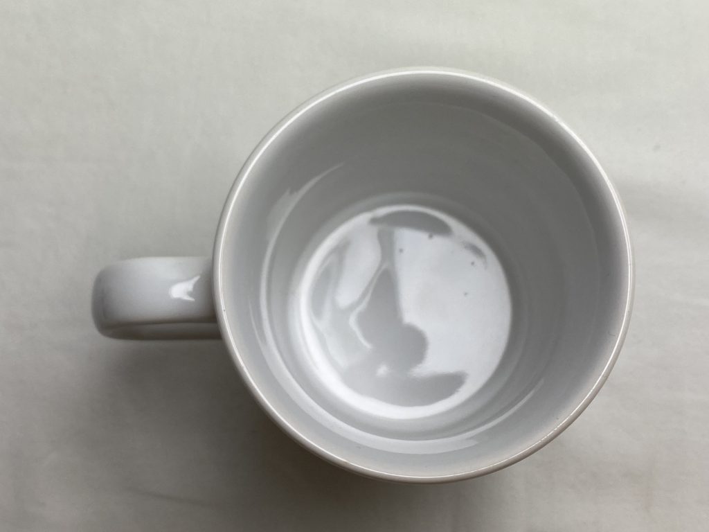 Unikko muki musta Retronomi verkkokauppa