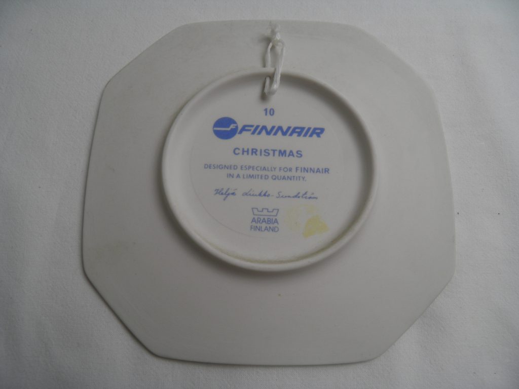 Christmas seinälaatta Finnair HLS Retronomi verkkokauppa