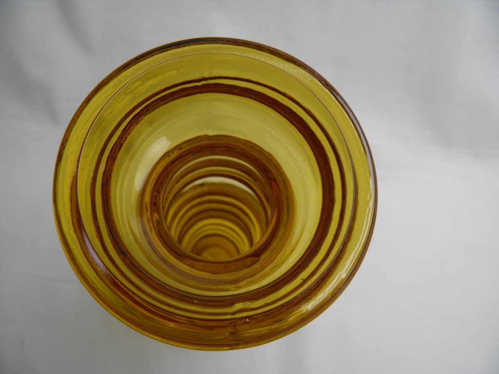 Carmen kynttilänjalka/maljakko korkea amber Retronomi verkkokauppa