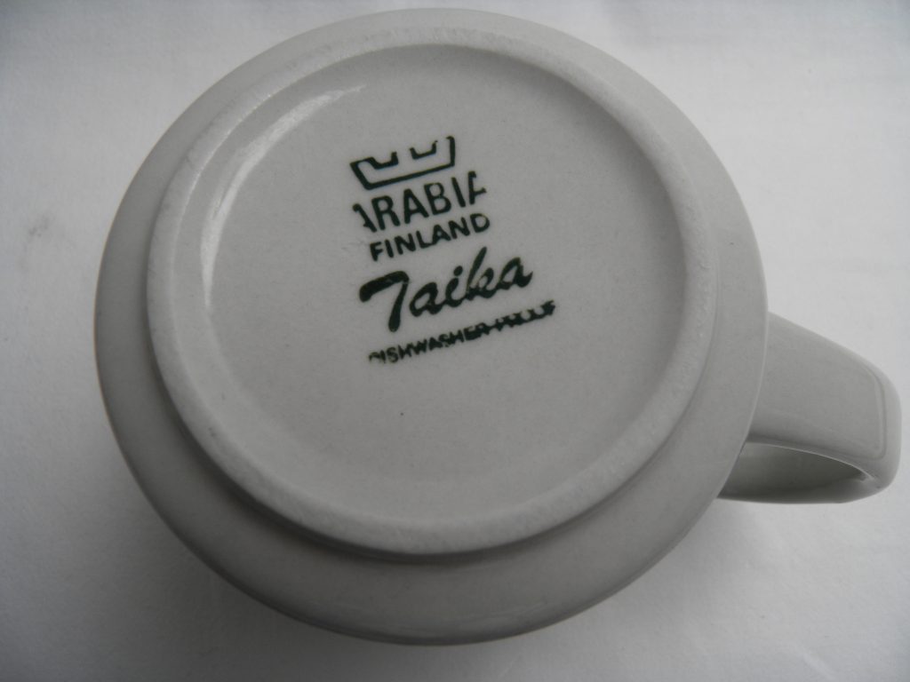 Taika Mustikka muki Arabia Retronomi verkkokauppa