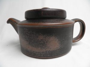 Ruska teekannu Arabia Retronomi verkkokauppa