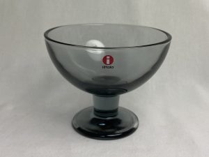 Verna -jälkiruokamalja harmaa Iittala Retronomi verkkokauppa