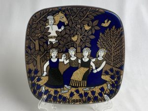 Kalevala vuosilautanen 1989 Arabia Retronomi verkkokauppa
