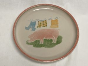 Lasten lautanen Possu Pentik Retronomi verkkokauppa