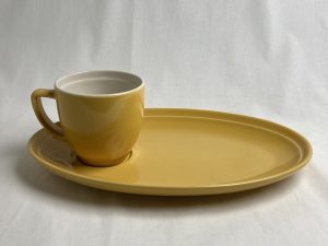 Oliivi aamiaissetti keltainen Retronomi verkkokauppa