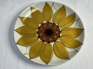 Aurinkoruusu lautanen 23,5 cm Retronomi verkkokauppa