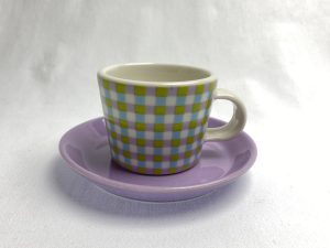 KoKo XS espressokuppi ja aluslautanen Arabia Retronomi verkkokauppa