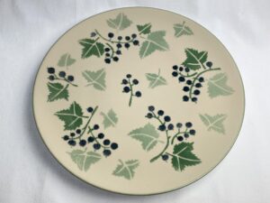 Viinimarja tarjoilulautanen Pentik Retronomi verkkokauppa