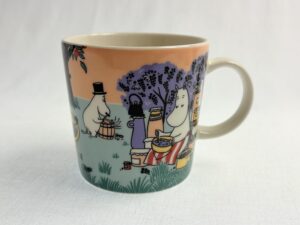 Muumi-muki Marjassa (tarrallinen) Retronomi verkkokauppa
