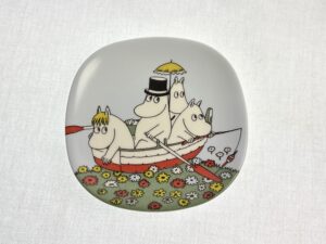 Muumiperhe seinälautanen Arabia Retronomi verkkokauppa