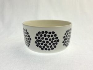 Puketti kulho mustat kukat 5 dl Marimekko