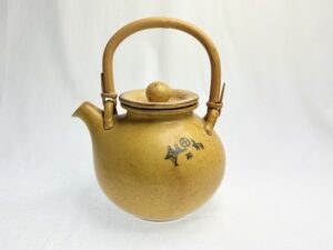Hiisi teekannu Pentik Retronomi verkkokauppa