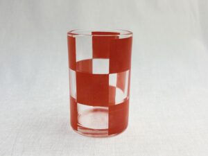 Juomalasi punainen ruutu Marimekko