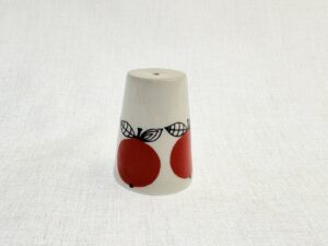 Omena sirotin Esteri Tomula Retronomi verkkokauppa